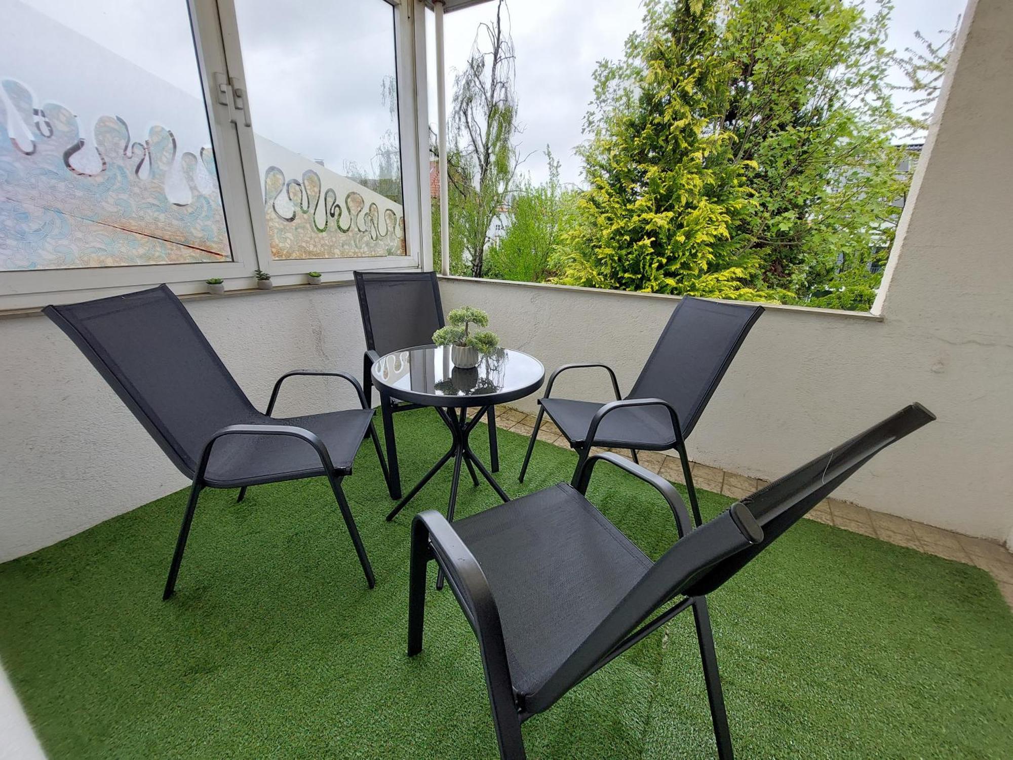 Cozy Home, 7 Beds, Wifi, Kitchen, Balcony, Bielefeld Center Eksteriør billede